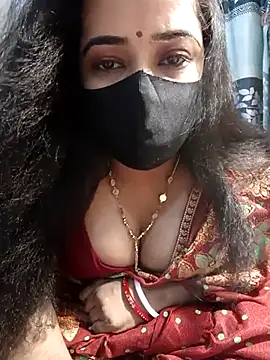 Snapshot of Natasa-4455 chatting on 11/08/25, 07:01 Natasa-4455 online show from 11/08/25, 07:01