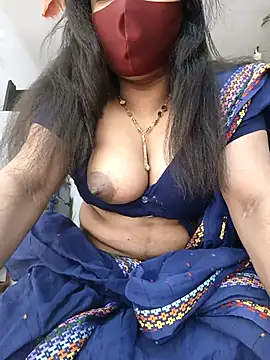 Snapshot of Natasa-4455 chatting on 12/14/25, 07:29 Natasa-4455 online show from 12/14/25, 07:29