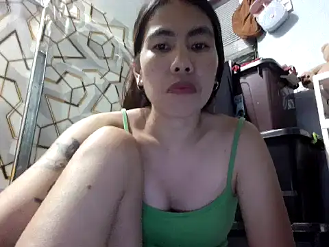 Snapshot of Deliciousgirl14 chatting on 03/06/26, 11:06 Deliciousgirl14 online show from 03/06/26, 11:06