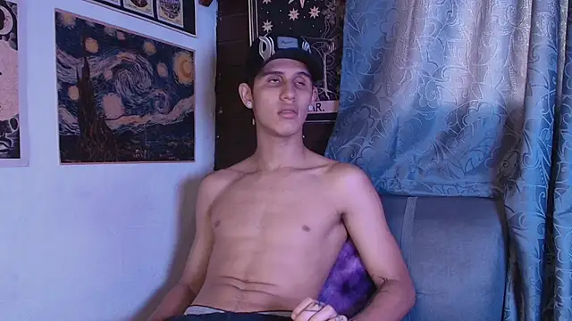 Snapshot of _realwav chatting on 09/21/25, 10:00  realwav online show from 09/21/25, 10:00