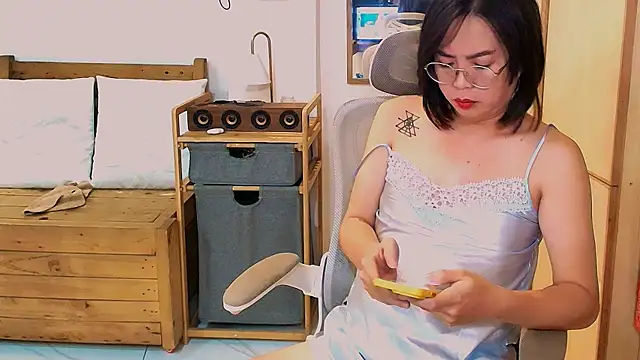 moriliciousxxx online show from 12/05/25, 01:36