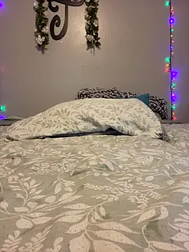 matty244 online show from 10/27/25, 04:22