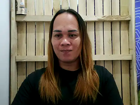 Snapshot of urdreamgirljacky chatting on 04/15/26, 04:08 urdreamgirljacky online show from 04/15/26, 04:08