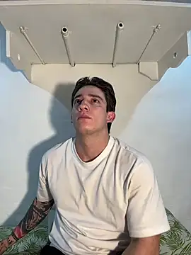 Snapshot of AteneoJr chatting on 02/04/26, 12:16 AteneoJr online show from 02/04/26, 12:16