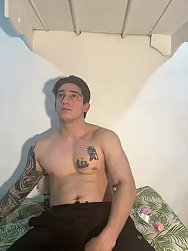 Snapshot of AteneoJr chatting on 02/06/26, 12:26 AteneoJr online show from 02/06/26, 12:26