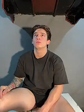 Snapshot of AteneoJr chatting on 02/18/26, 12:17 AteneoJr online show from 02/18/26, 12:17