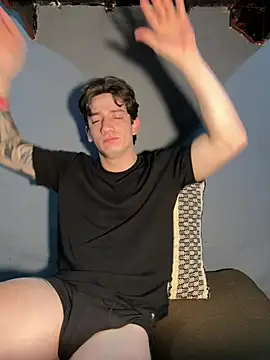 Snapshot of AteneoJr chatting on 02/22/26, 12:23 AteneoJr online show from 02/22/26, 12:23