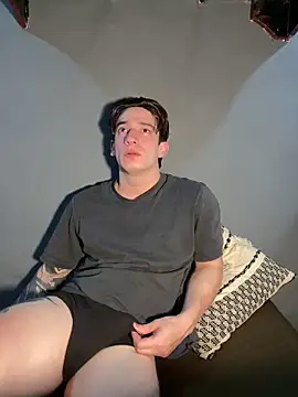 Snapshot of AteneoJr chatting on 02/28/26, 12:11 AteneoJr online show from 02/28/26, 12:11