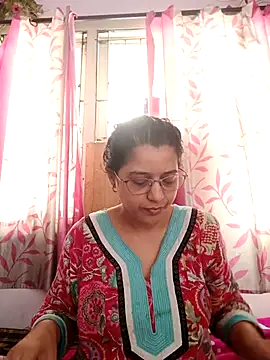 thanusi 2 online show from 10/16/25, 06:25