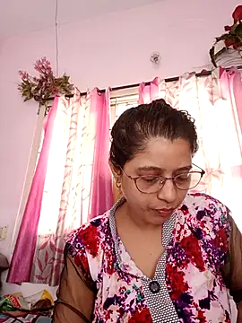 thanusi 2 online show from 10/22/25, 06:13