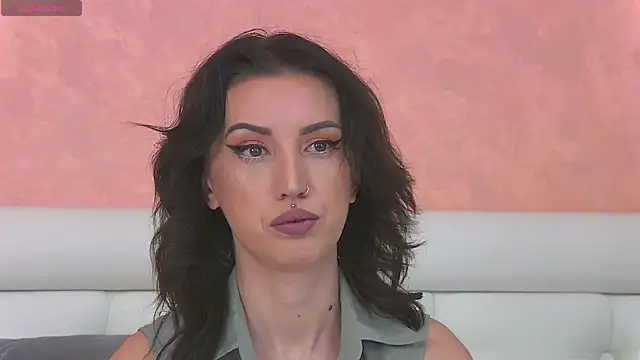 EnyaHazell online show from 11/04/25, 06:51