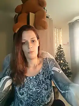 Snapshot of Mila_Luciphya chatting on 12/04/25, 02:37 Mila Luciphya online show from 12/04/25, 02:37