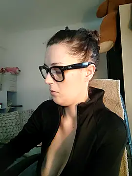 Mila Luciphya online show from 01/09/26, 10:07