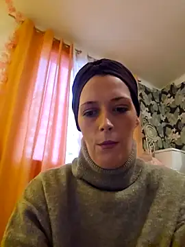 Mila Luciphya online show from 02/14/26, 05:10