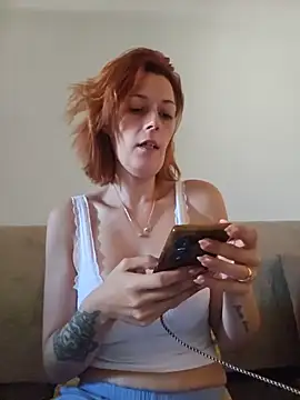 Mila Luciphya online show from 05/27/26, 08:00