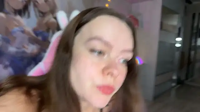 Snapshot of Sasha_Copelandyy chatting on 10/17/25, 05:10 Sasha Copelandyy online show from 10/17/25, 05:10