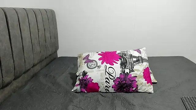 CristinaPiccone online show from 02/09/26, 02:59