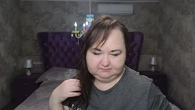 Snapshot of Eloisa_Eliot chatting on 11/19/25, 11:10 Eloisa Eliot online show from 11/19/25, 11:10