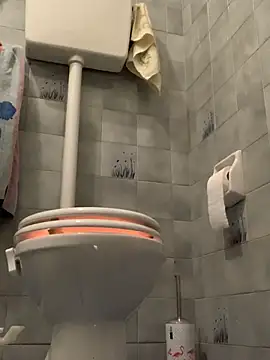 Snapshot of TORAKIKI79 chatting on 03/18/26, 10:13 TORAKIKI79 online show from 03/18/26, 10:13