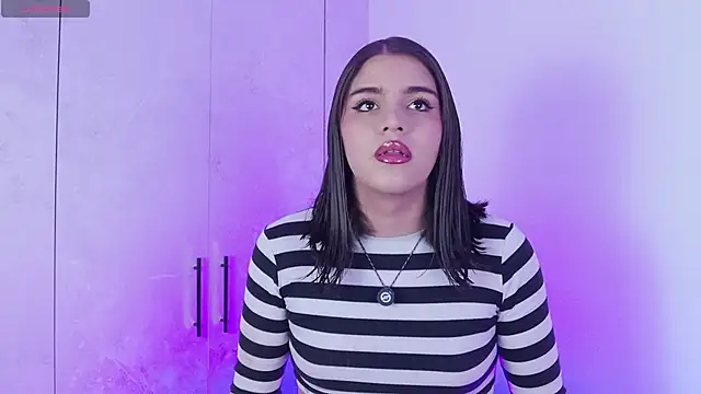 Snapshot of lizzywindsor chatting on 01/13/26, 02:55 lizzywindsor online show from 01/13/26, 02:55