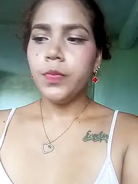 Snapshot of Daila_Lucia chatting on 09/26/25, 06:56 Daila Lucia online show from 09/26/25, 06:56