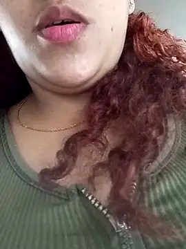 Snapshot of Daila_Lucia chatting on 02/18/26, 04:14 Daila Lucia online show from 02/18/26, 04:14