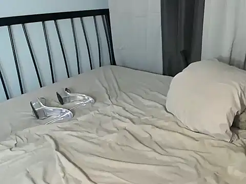 Snapshot of Beautyful_lustx chatting on 11/15/25, 06:37 Beautyful lustx online show from 11/15/25, 06:37