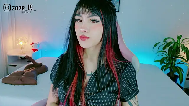 cuteezoe online show from 04/12/26, 03:00
