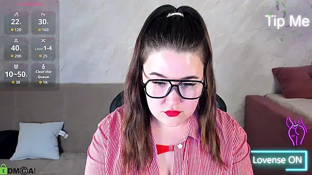 Tara Torres online show from 09/18/25, 02:19