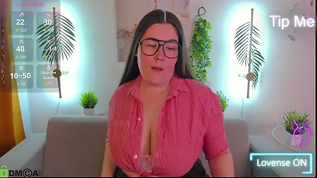 Tara Torres online show from 11/07/25, 07:41