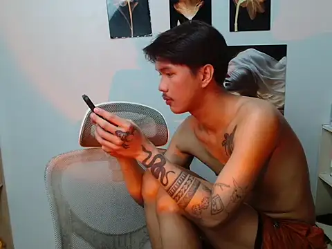 Snapshot of YourAsian_Cummer chatting on 04/21/26, 05:58 YourAsian Cummer online show from 04/21/26, 05:58