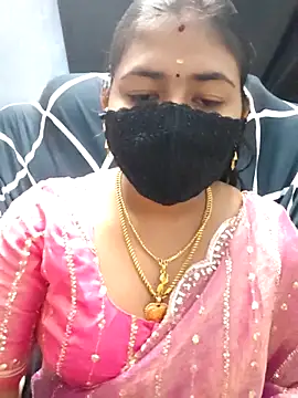 Snapshot of Tamil_Lotus chatting on 04/04/26, 05:21 Tamil Lotus online show from 04/04/26, 05:21