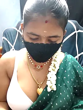 Snapshot of Tamil_Lotus chatting on 04/09/26, 05:18 Tamil Lotus online show from 04/09/26, 05:18