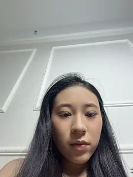 Snapshot of shishi0688 chatting on 06/19/26, 03:27 shishi0688 online show from 06/19/26, 03:27
