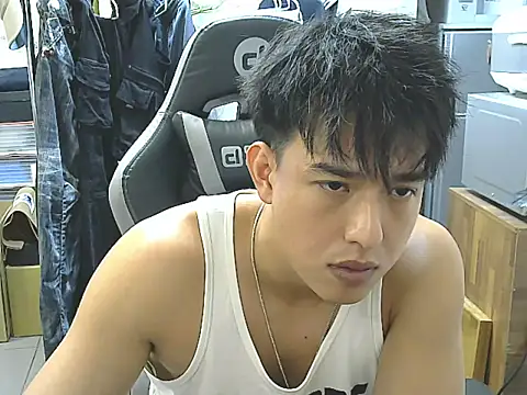 hunterXhan online show from 09/30/25, 07:24