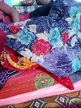 Snapshot of Sonabhabhi96 chatting on 10/24/25, 07:32 Sonabhabhi96 online show from 10/24/25, 07:32