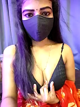 Misss-julli online show from 03/30/26, 12:44