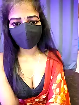Misss-julli online show from 04/05/26, 01:36