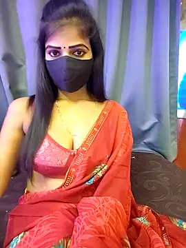 Misss-julli online show from 04/11/26, 07:02
