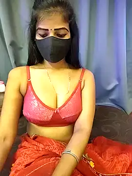 Misss-julli online show from 04/11/26, 07:45