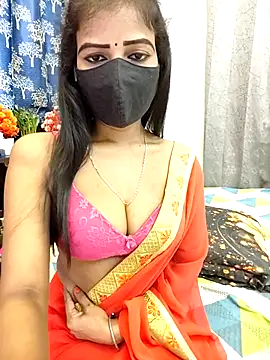 Misss-julli online show from 04/13/26, 05:46