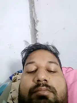 Snapshot of sumit_19 chatting on 11/22/25, 10:09 sumit 19 online show from 11/22/25, 10:09