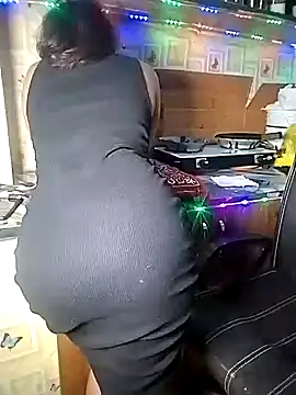 miss-maya24 online show from 11/20/25, 03:18