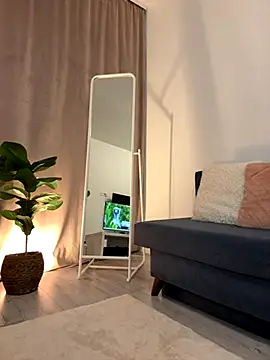 Sandra Jo online show from 11/22/25, 07:29