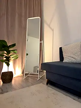 Sandra Jo online show from 11/27/25, 08:27