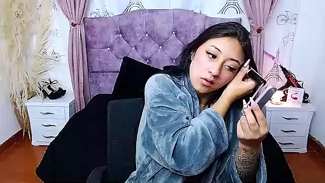 Wendy-13 online show from 10/18/25, 11:33