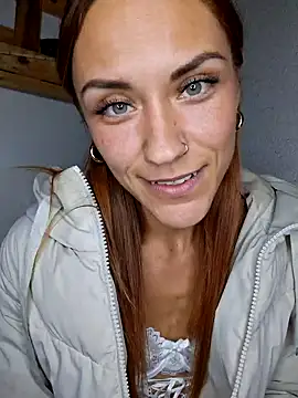 SlimBellaa online show from 09/30/25, 09:31