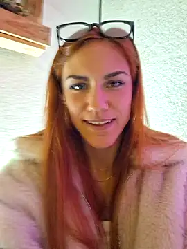 SlimBellaa online show from 10/22/25, 08:30