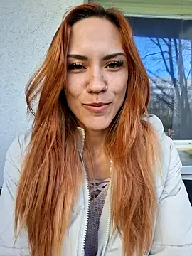 SlimBellaa online show from 12/16/25, 10:42