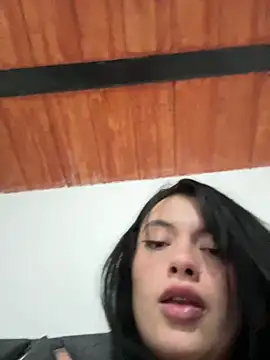 Snapshot of LiaCollings chatting on 07/03/26, 11:49 LiaCollings online show from 07/03/26, 11:49